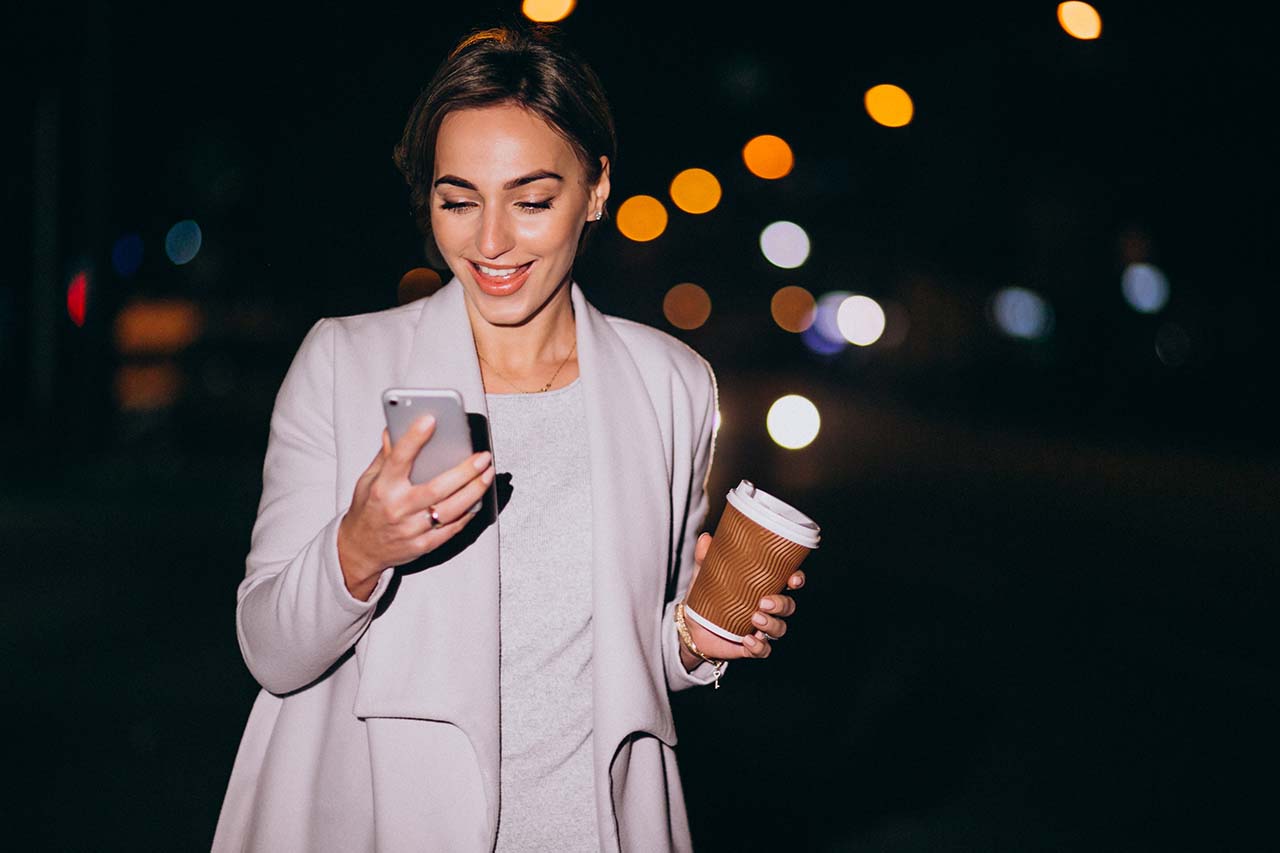 sugar baby trying to find a sugar daddy on Tinder